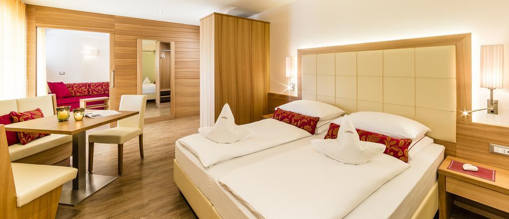 Astor Hotel Скена Номер фото